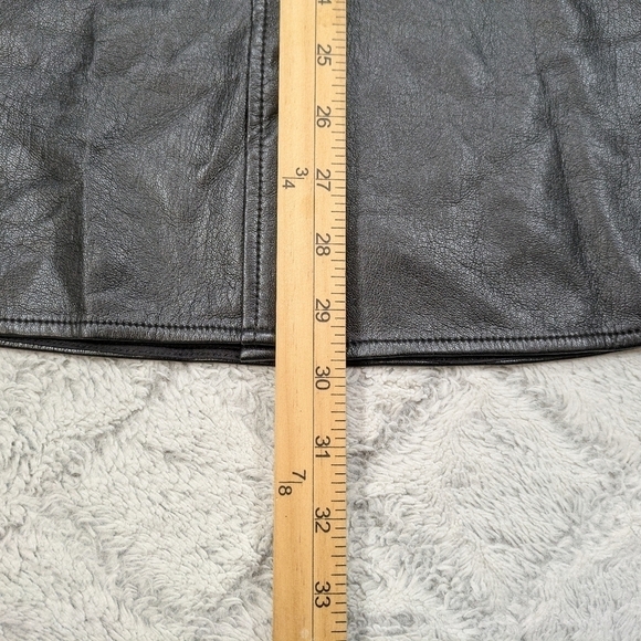 Babaton Shirt Women's S Black Pelli Jacket Relaxed Fit Vegan Leather Button Up - Picture 6 of 9